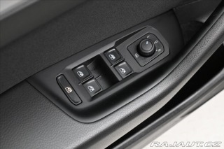 Volkswagen Passat 2,0 TDI 110kW DSG Busines 2023