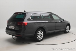 Volkswagen Passat 2,0 TDI 110kW DSG Busines 2023