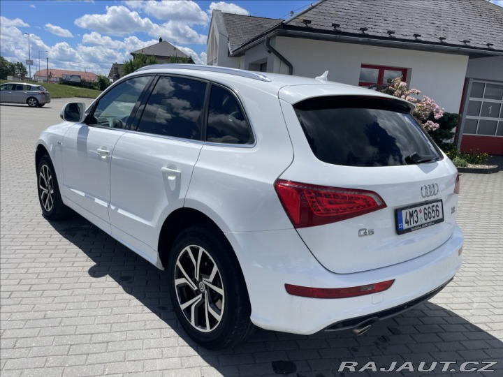 Audi Q5 3,0 TDi Quattro S-Line CZ 2010