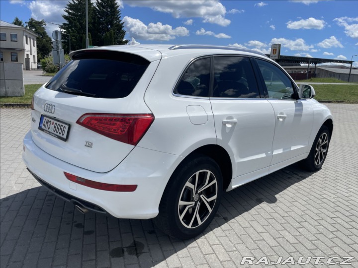 Audi Q5 3,0 TDi Quattro S-Line CZ 2010