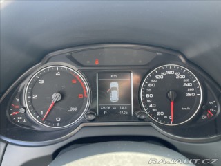 Audi Q5 3,0 TDi Quattro S-Line CZ 2010