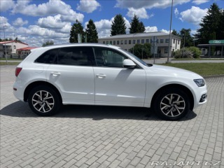 Audi Q5 3,0 TDi Quattro S-Line CZ 2010