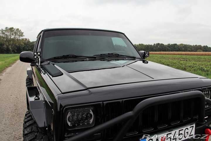 Jeep Cherokee XJ Sport 4.0 2001
