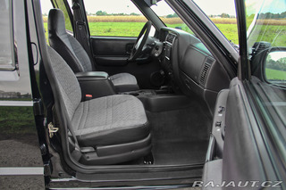 Jeep Cherokee XJ Sport 4.0 2001
