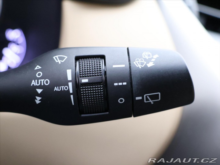 Lexus Ostatní modely NX 300h 2,5 145kW 4WD Premium AUT 2015