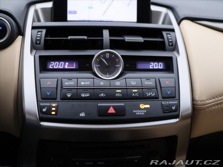 Lexus Ostatní modely NX 300h 2,5 145kW 4WD Premium AUT 2015