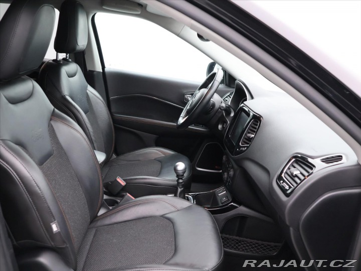 Jeep Compass 1,6 D LIMITED Aut.klima C 2018