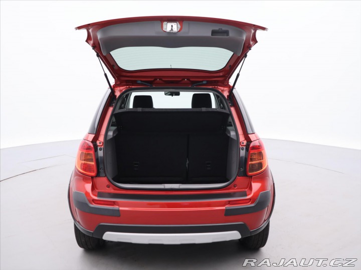Suzuki SX4 1,6 VVT 88kW Navi 4x4 CZ 2013