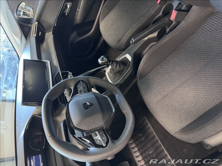 Peugeot 208 1,2 STYLE Turbo 100 MAN6 2026
