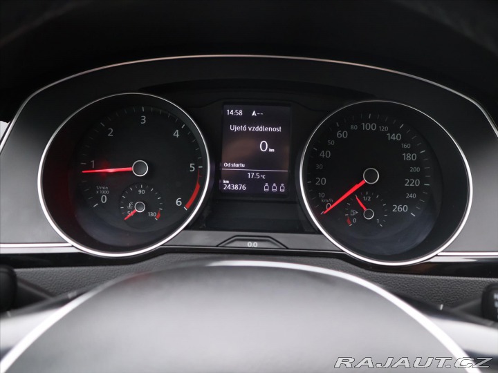 Volkswagen Passat 2.0 TDI LED Highline Tažn 2015