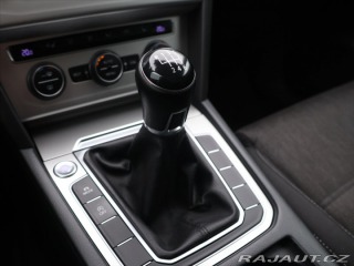 Volkswagen Passat 2.0 TDI LED Highline Tažn 2015