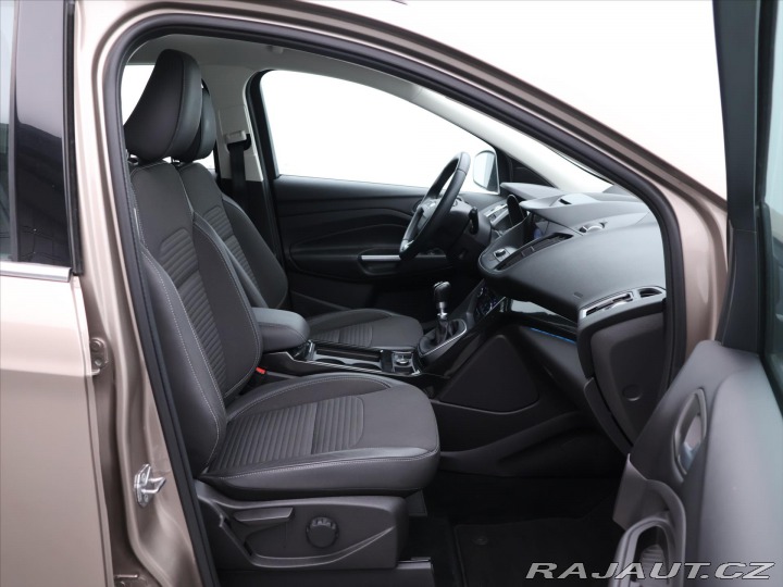Ford Kuga 2,0 TDCi 110kW AWD ST-Lin 2019