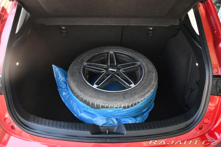 Mazda 3 2.0SKYACTIV-G165 HUD BOSE 2015