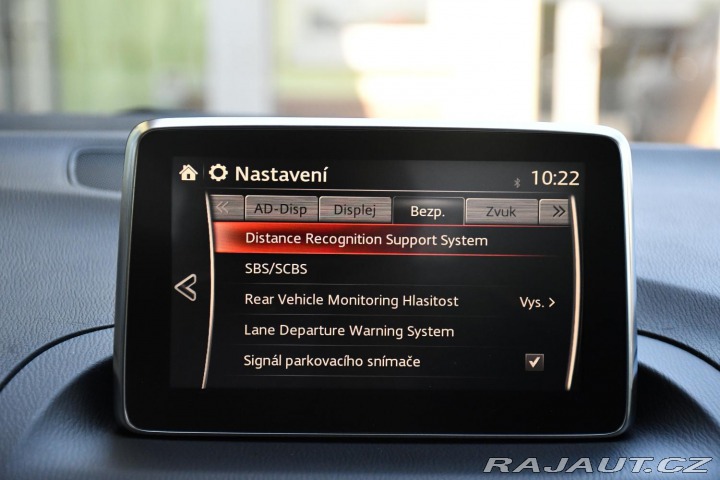 Mazda 3 2.0SKYACTIV-G165 HUD BOSE 2015