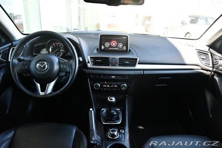 Mazda 3 2.0SKYACTIV-G165 HUD BOSE 2015