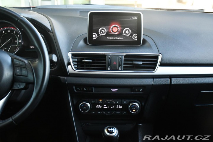 Mazda 3 2.0SKYACTIV-G165 HUD BOSE 2015