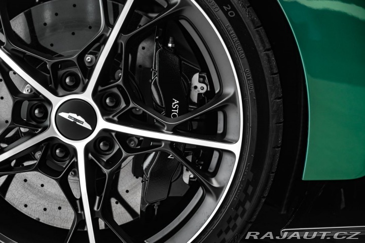 Aston Martin Ostatní modely Valhalla 2026
