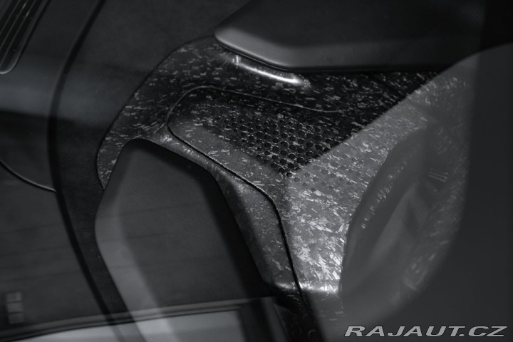 Aston Martin Ostatní modely Valhalla 2026