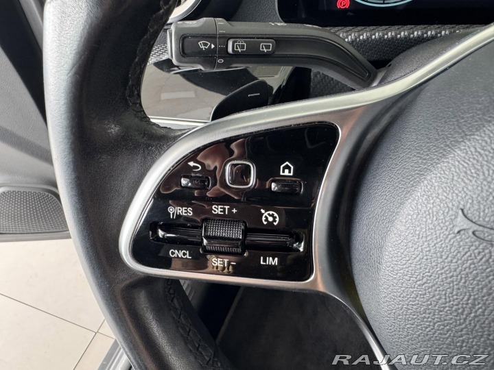 Mercedes-Benz CLA 200d AUT*110kW*LED*Kamera 2021