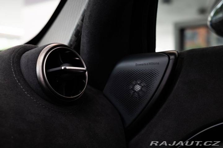 McLaren 720S 2022