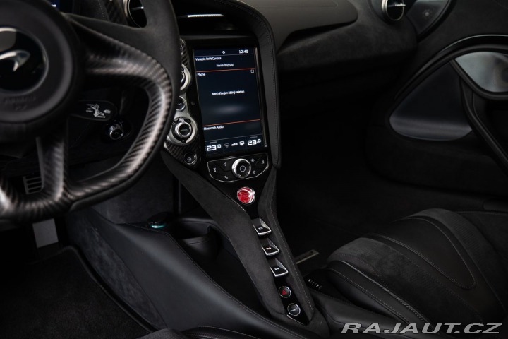 McLaren 720S  2022