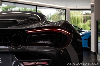 McLaren 720S 2022