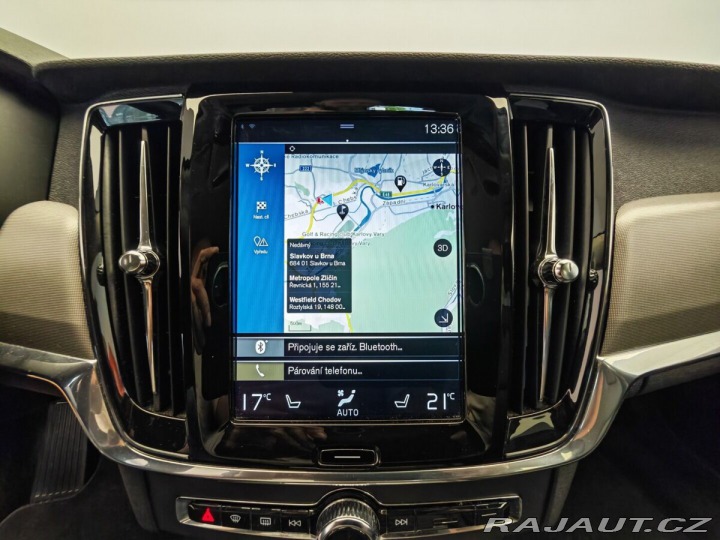 Volvo V90 Momentum Advanced 2021