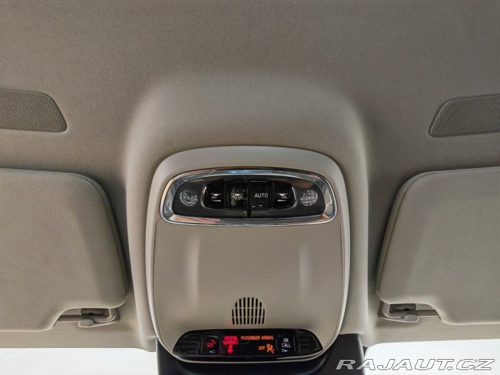 Volvo V90 Momentum Advanced 2021