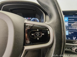 Volvo V90 Momentum Advanced 2021