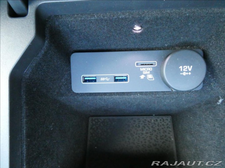Jaguar E-Pace 2,0 R-Dynamic First EDT,1 2018