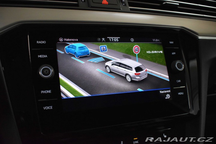 Volkswagen Passat 2.0TSI *REZERVACE* 2022