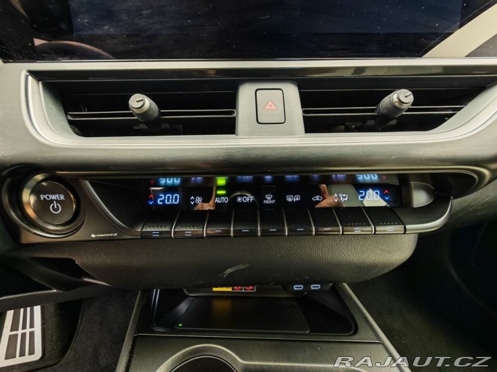 Lexus Ostatní modely UX 300h 300h 4×4 F Sport Plus 2025