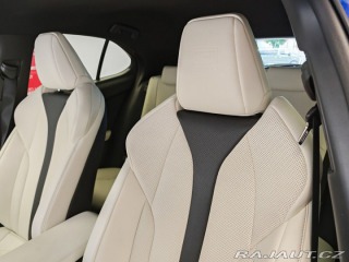Lexus Ostatní modely UX 300h 300h 4×4 F Sport Plus 2025