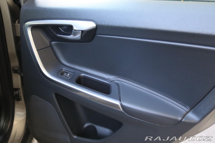 Volvo XC60 D4 2.0 133kW AT DPH 2015