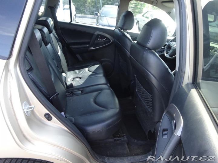 Toyota RAV4 100 kW 2007