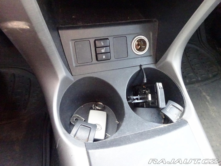 Toyota RAV4 100 kW 2007