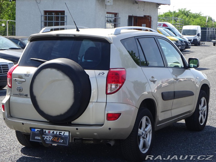 Toyota RAV4 100 kW 2007
