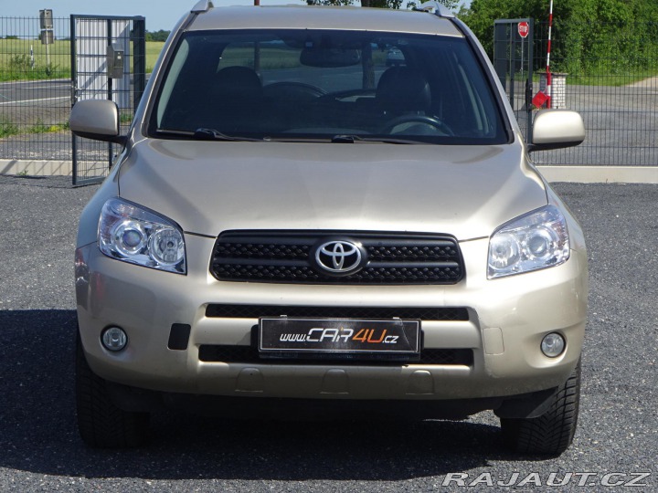 Toyota RAV4 100 kW 2007