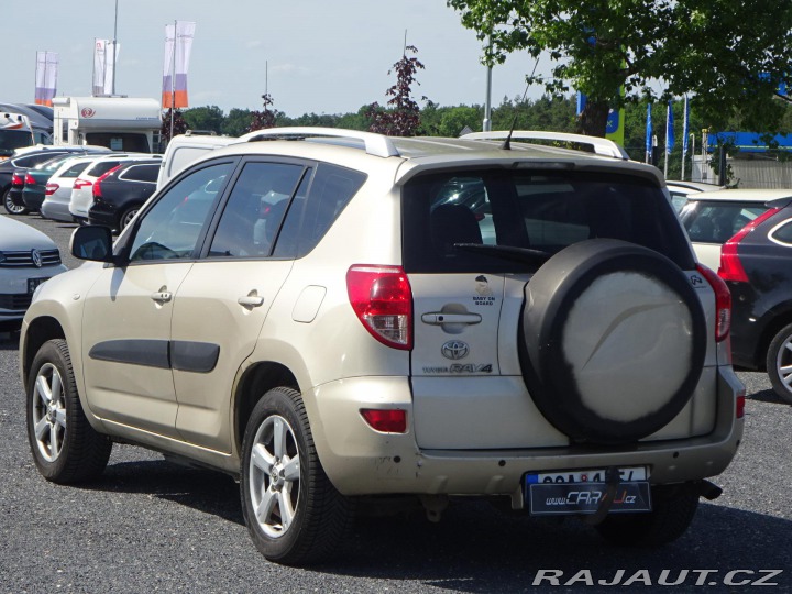 Toyota RAV4 100 kW 2007