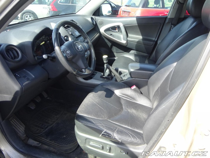 Toyota RAV4 100 kW 2007