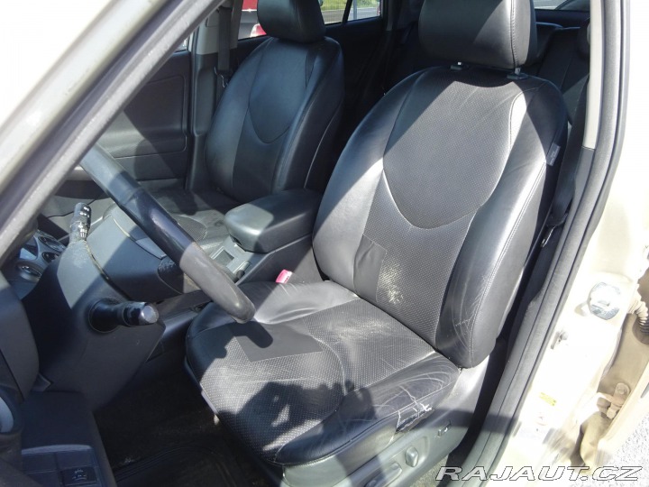 Toyota RAV4 100 kW 2007