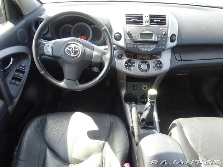 Toyota RAV4 100 kW 2007