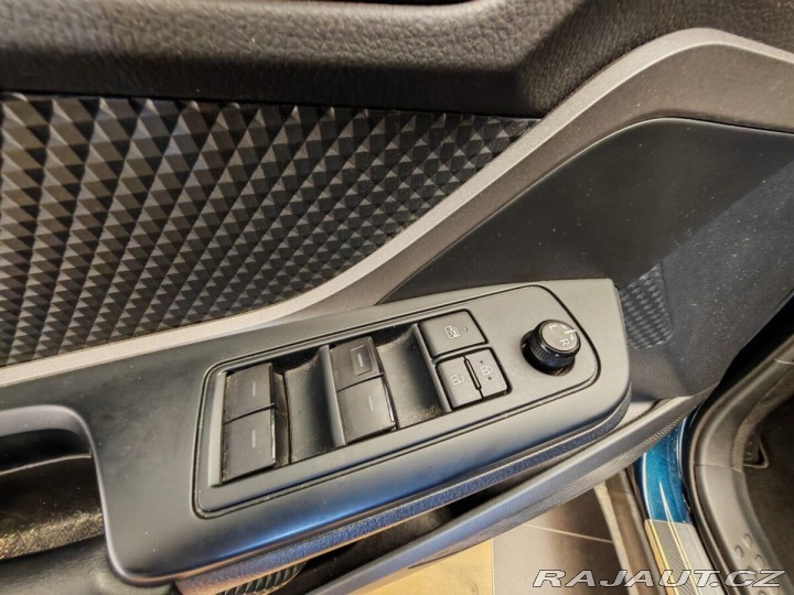 Toyota C-HR 1.8 Hybrid Comfort Busin 2023