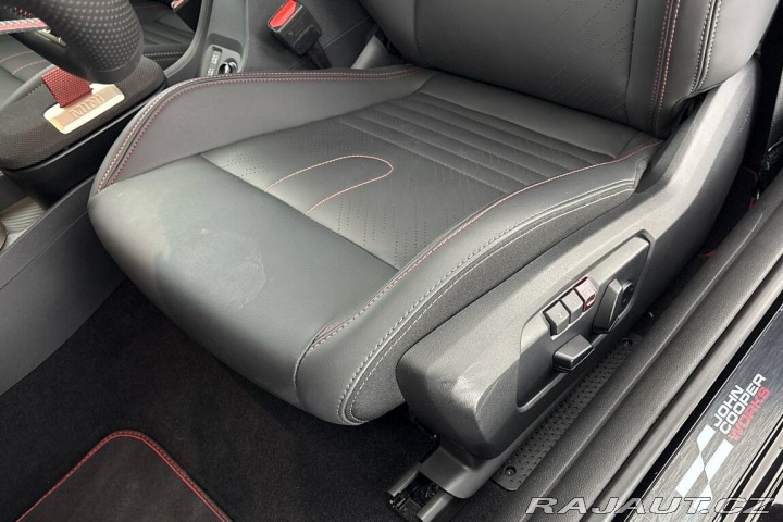 Mini Ostatní modely Cabrio JCW 3dvéř. John Cooper Works 2025