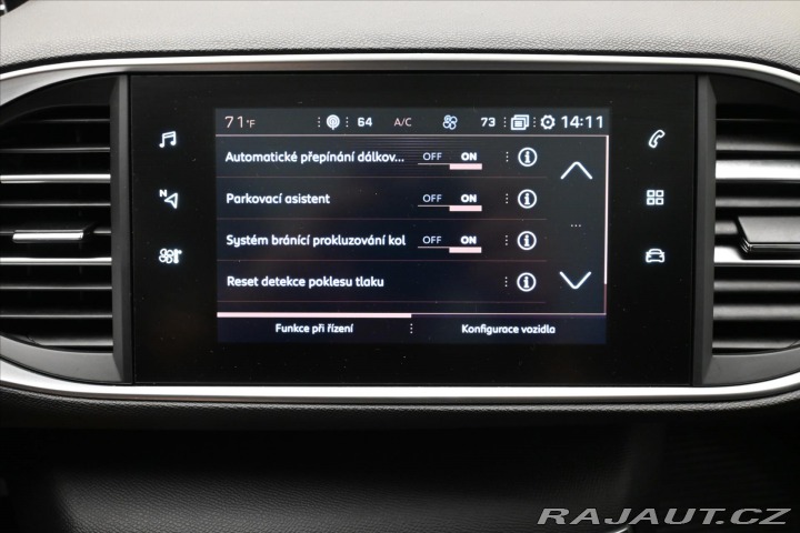 Peugeot 308 1,5 96kW BlueHDi 130SW Zá 2020