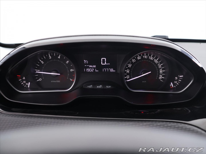 Peugeot 2008 1,2 PT 81kW Aut.klima CZ 2015