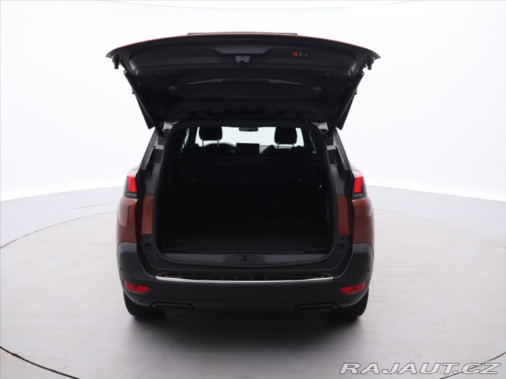 Peugeot 5008 1.2 PT 96kW 1.maj Allure 2023