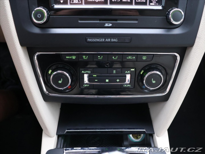 Škoda Superb 2.0 TDI 125kW DSG Eleganc 2014