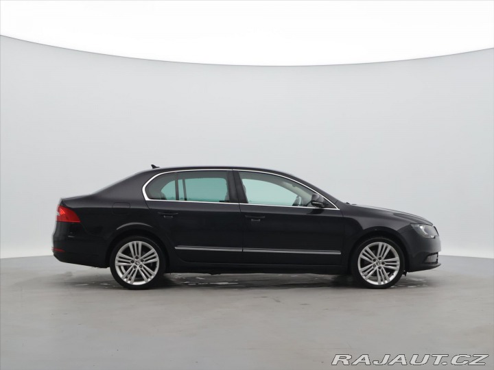 Škoda Superb 2.0 TDI 125kW DSG Eleganc 2014