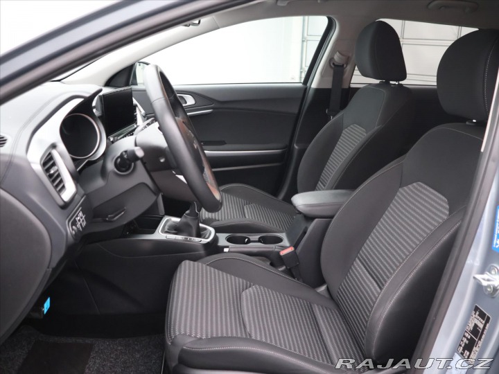 Kia Ceed 1,5 T-GDI 117kW DPH CZ 2022